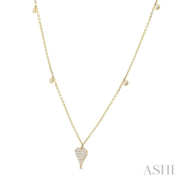 1/5 Ctw Heart Motif Round Cut Diamond Station Necklace in 10K Yellow Gold