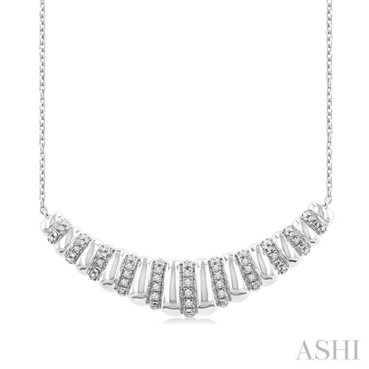 1/10 Ctw Ribbed Dome Shape Round Cut Diamond Bold Fashion Pendant With Chain in Sterling Silver