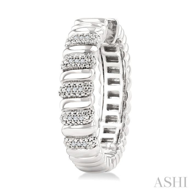 1/10 Ctw Bold Wide Ribbed Single Cut Diamond Fashion Earrings in Sterling Silver