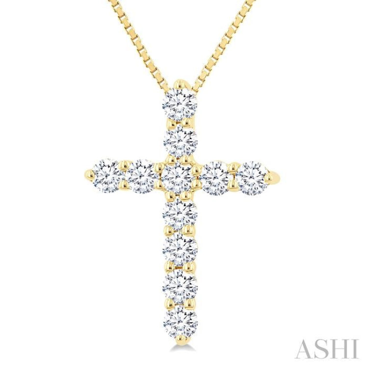 1/3 Ctw Round Cut Diamond Cross Pendant in 14K Yellow Gold with Chain