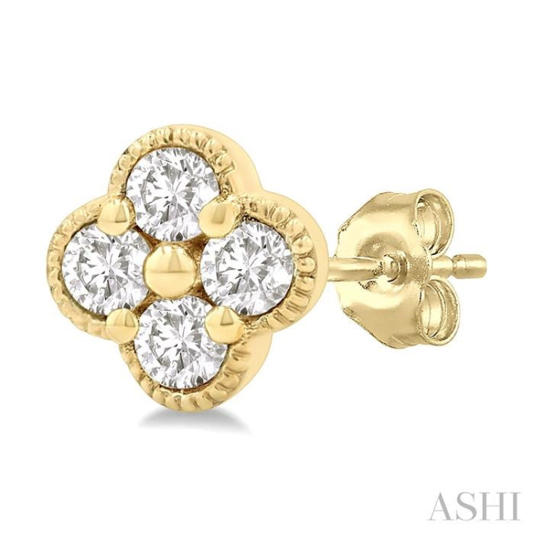 1/5 Ctw Clover Round Cut Diamond Fashion Earrings in 14K Yellow Gold