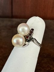 Pearl and Garnet Ring